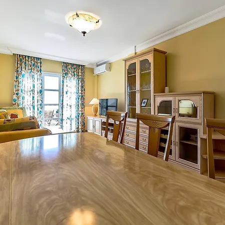 Apartamento In Benimar