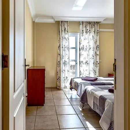 Апартаменти In Benimar *